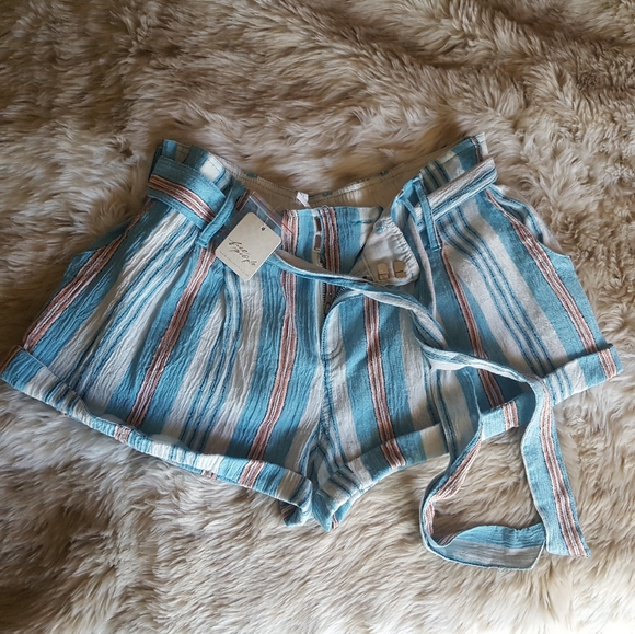 🌙NWT Free People Shorts - Picture 6 of 10